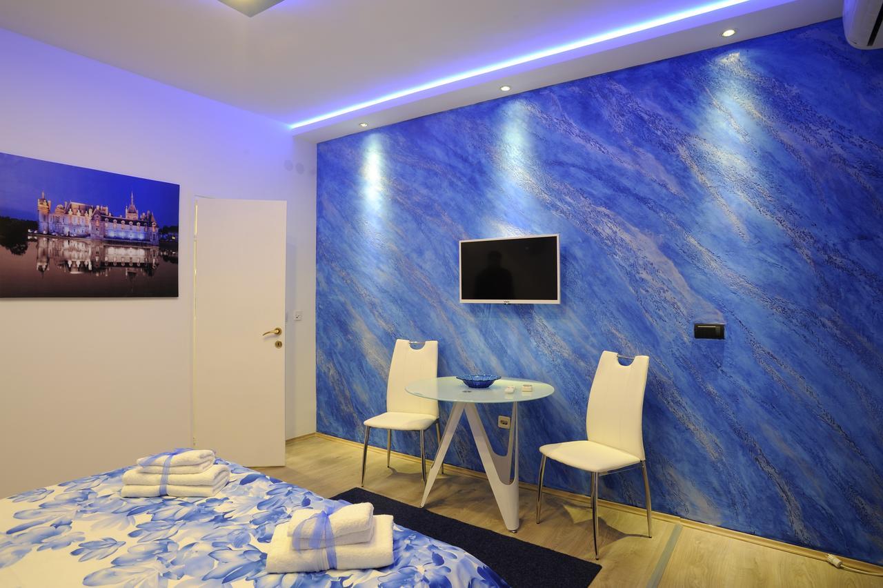 Apartment Rinaldi Lux Belgrado Buitenkant foto