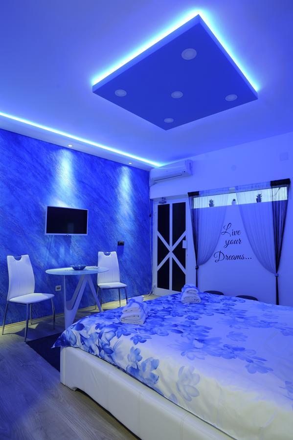 Apartment Rinaldi Lux Belgrado Buitenkant foto