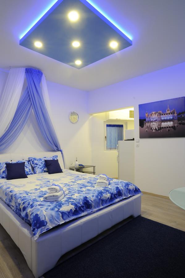 Apartment Rinaldi Lux Belgrado Buitenkant foto
