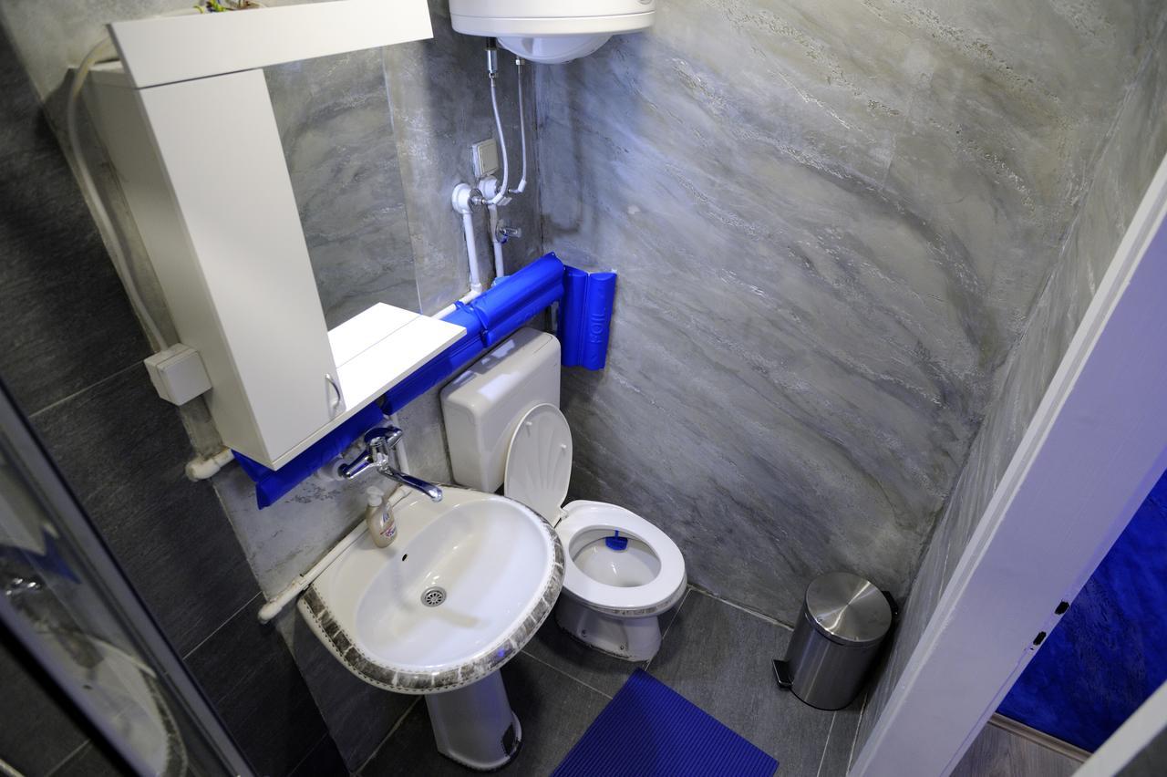 Apartment Rinaldi Lux Belgrado Buitenkant foto