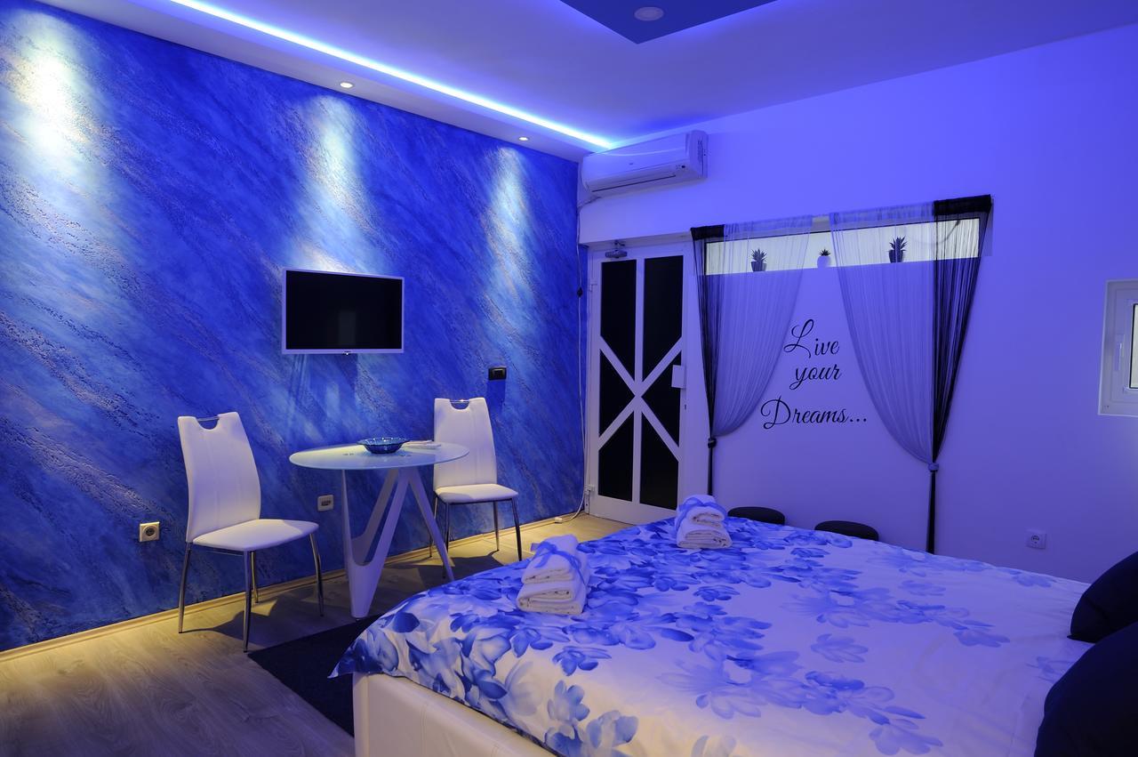 Apartment Rinaldi Lux Belgrado Buitenkant foto