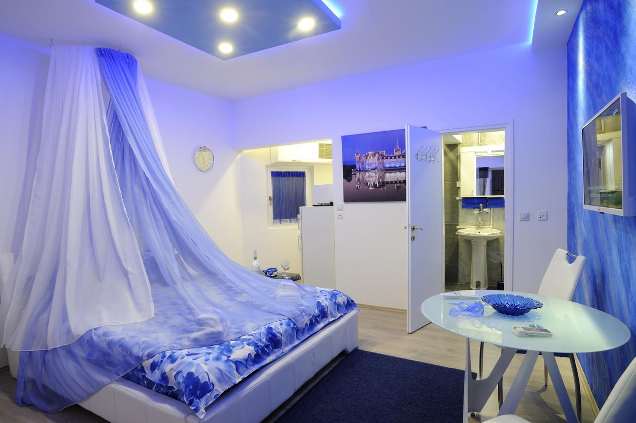 Apartment Rinaldi Lux Belgrado Buitenkant foto